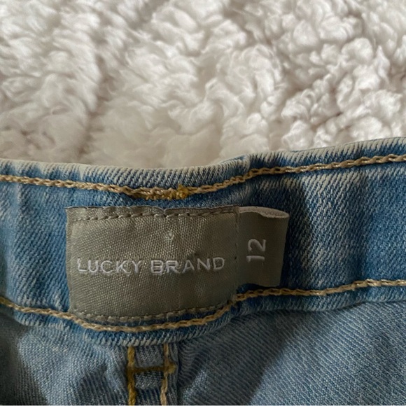 Lucky Brand Riley Denim Jean Shorts Girls Youth Size 12 Raw Hem Distressed - Picture 3 of 8